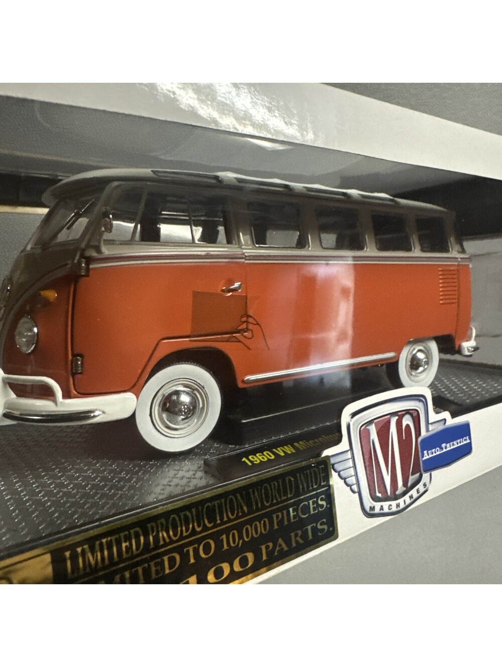 M2 Machines 1/24 1960 VW Microbus Deluxe USA Model R45 Red White Top Limited 10K